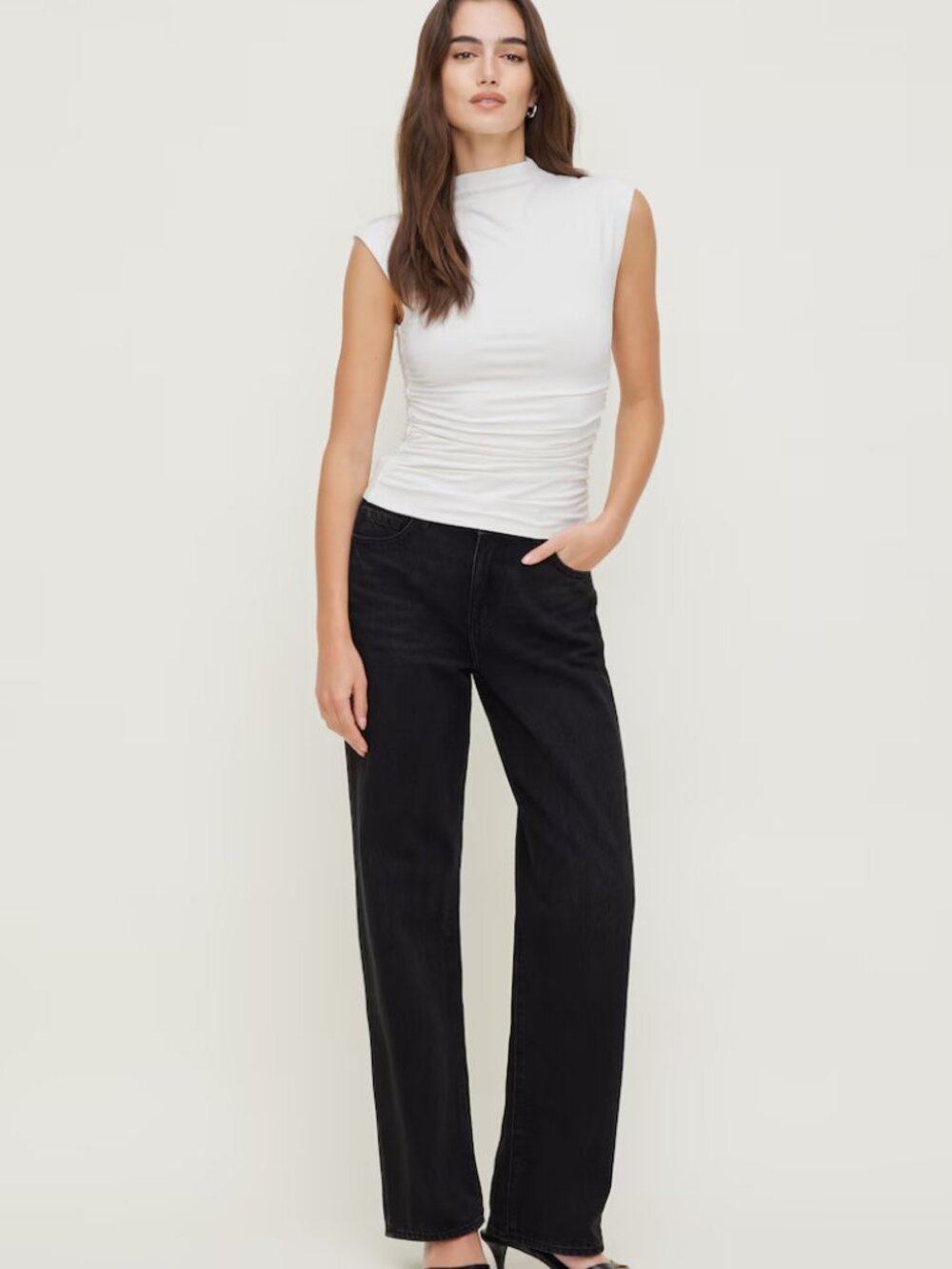 Dynamite - Mika Mid Rise Relaxed Straight Leg Jeans - 27/4